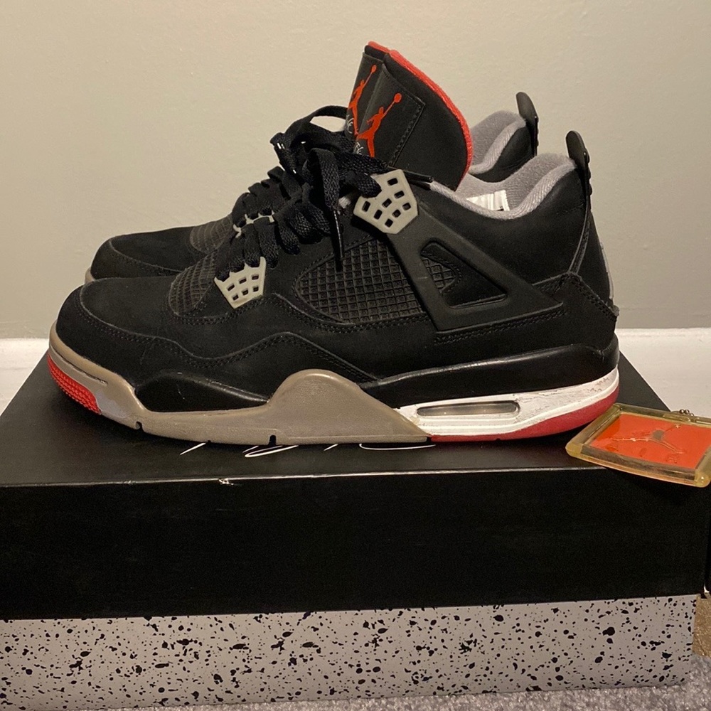 Jordan 4 Bred size 10